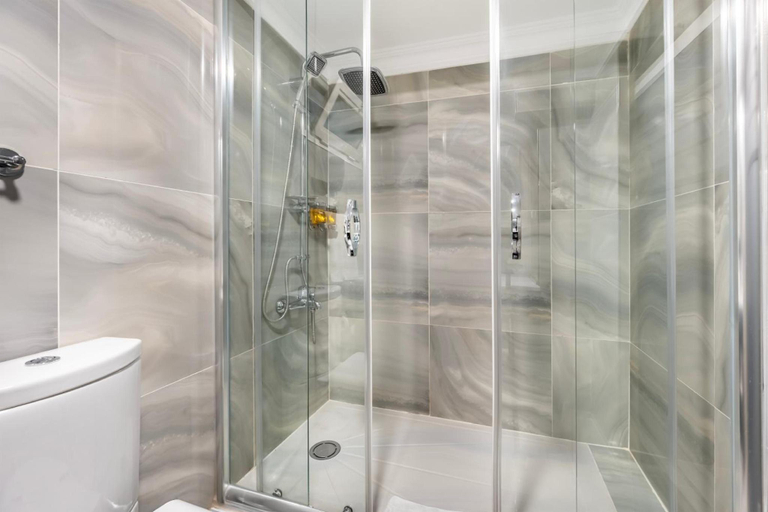 Bathroom 3, Gallery Hotel & Residence, Beşiktaş