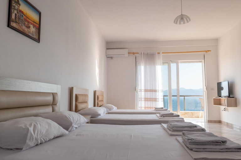 Others 5, Playa Apartments, Sarandës