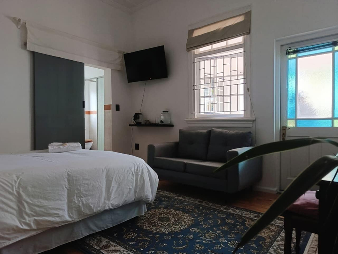Room 4, Guinea Fowl Lodge, Eden