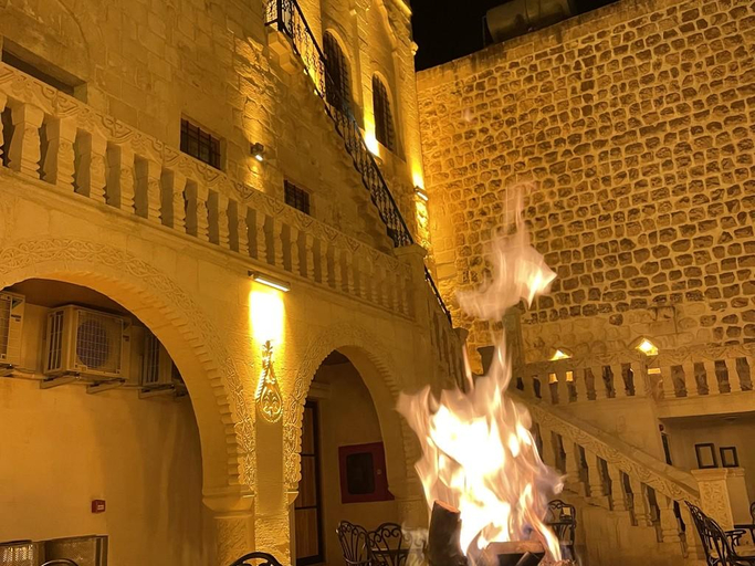 Others 2, Kasri Mezopotamya, Midyat