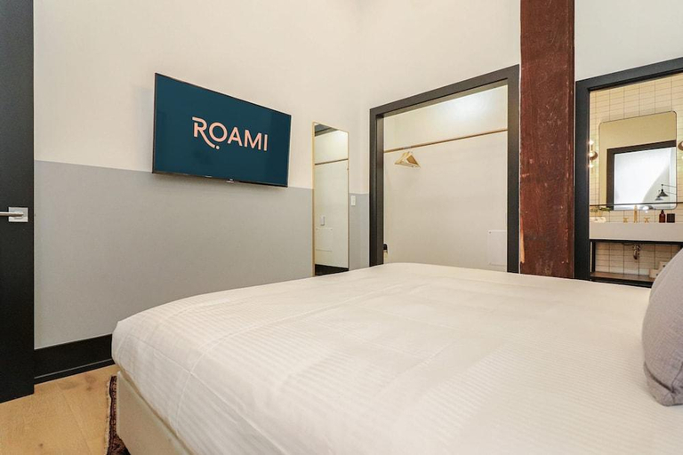 Bedroom 1, Roami at The Lola, Orleans