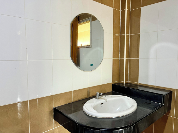 Bathroom 5, Naya Park View Hotel, Muang Khon Kaen