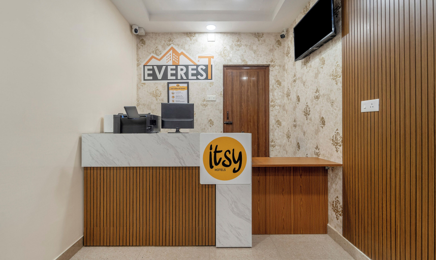 Reception 4, Itsy Hotels Everest Leela Residency, Erode