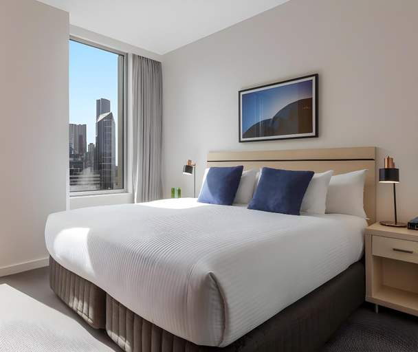 Bedroom 4, Oaks Melbourne on Lonsdale Suites, Melbourne