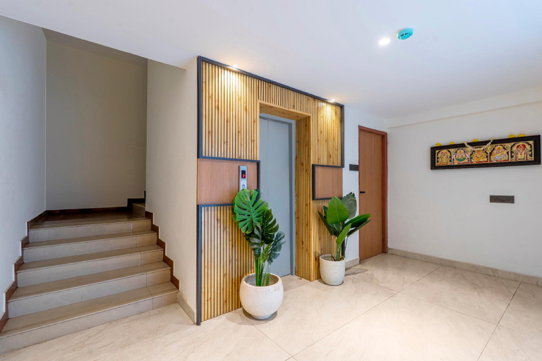 Public Area 3, Treebo Premium Taara, Chennai