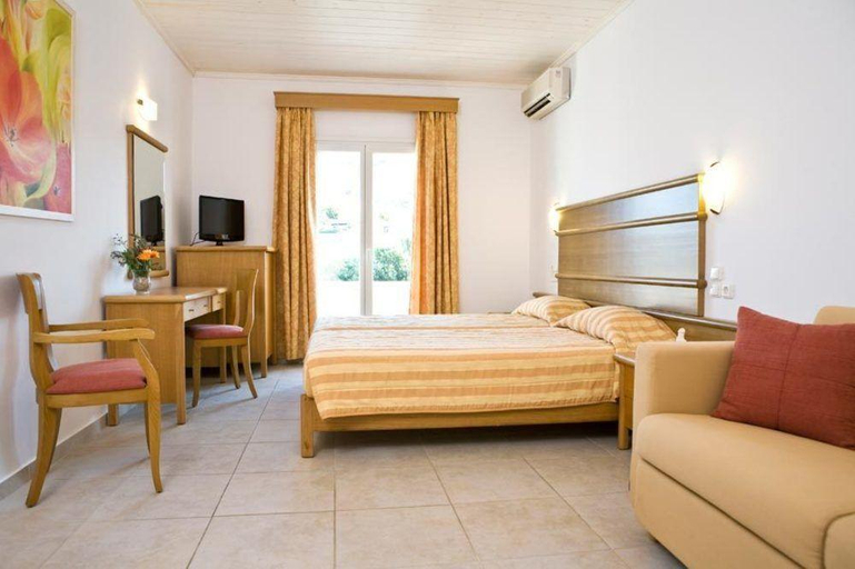 Bedroom 3, Yiannaki, South Aegean