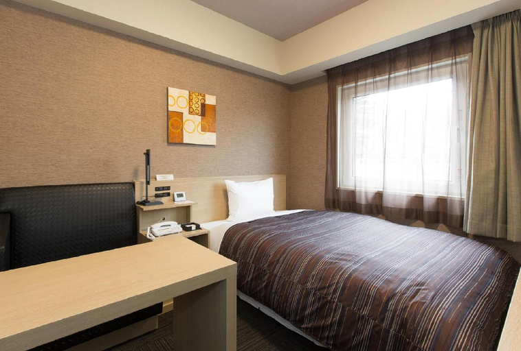 Bedroom 3, Hotel Route Inn Higashiohmi Yokaichi Ekimae, Higashiōmi
