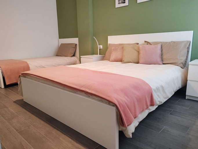 Bedroom 2, Ca' D'Amore with free parking, Treviso