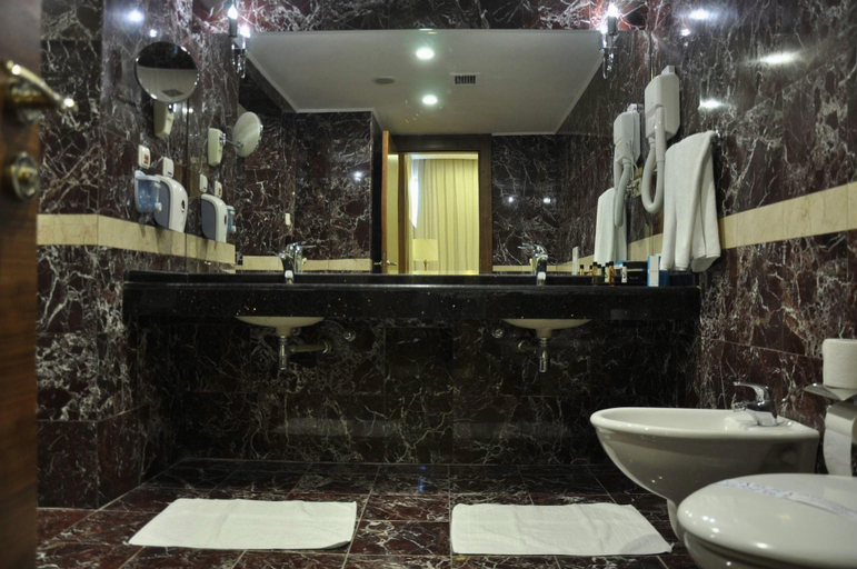 Bathroom 3, Bera Konya Otel, Selçuklu