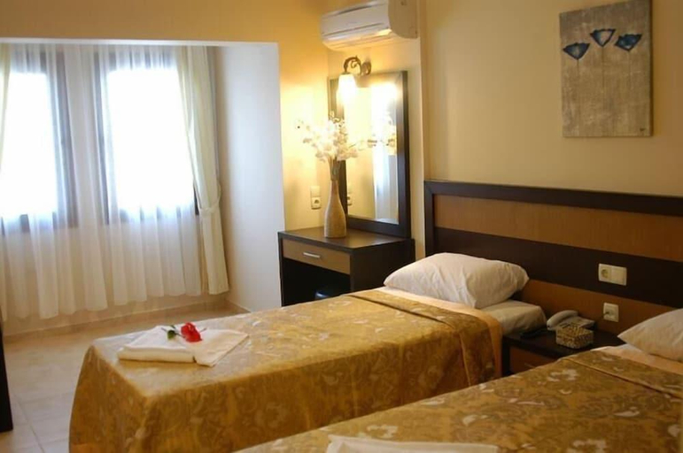 Bedroom 2, Dalyan Tezcan Hotel, Ortaca