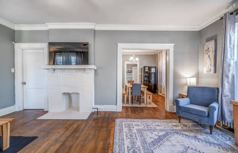 Interior 4, Rozelle Roost Upstairs, Shelby