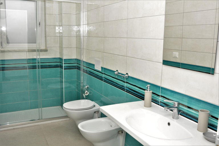 Others 5, Seaway Accommodation " Private Parking ", Vibo Valentia