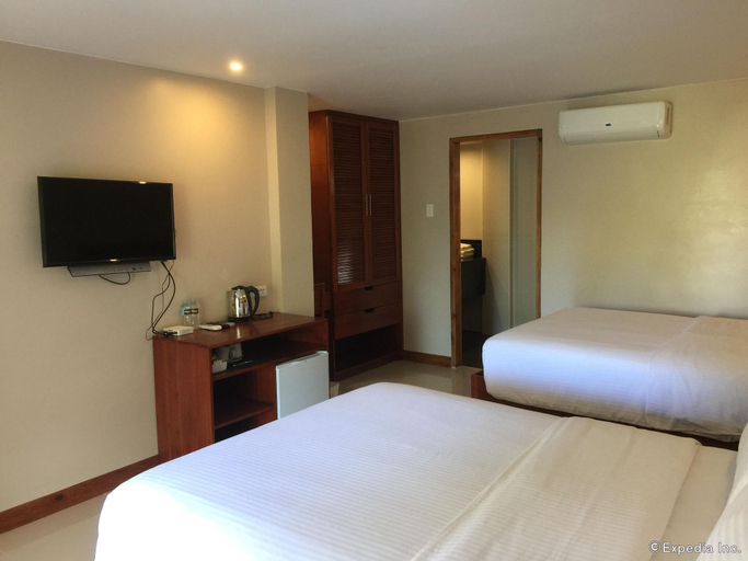 Bedroom 2, Alona Golden Palm, Panglao