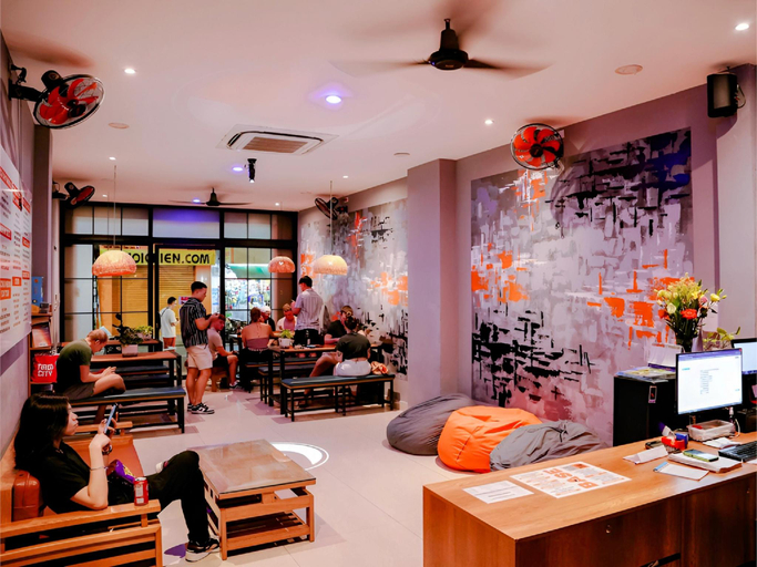 Others 3, Base Backpackers, District 1