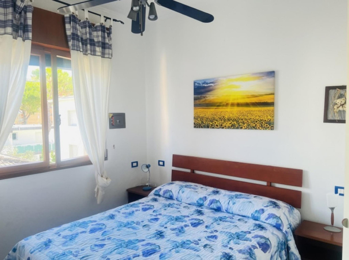 Bedroom, Lovely apartment with sunny balcony - Beahost, Venezia