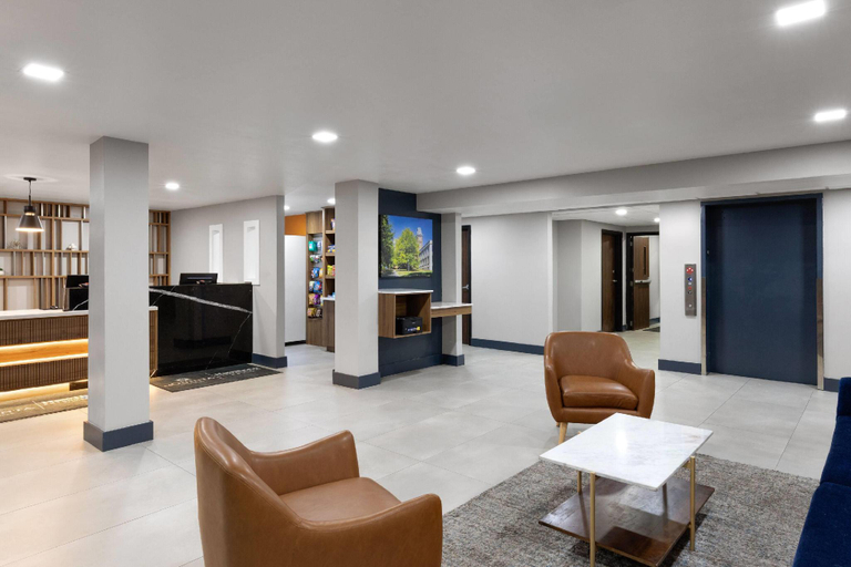 Public Area 2, La Quinta Inn & Suites by Wyndham Springdale, Washington