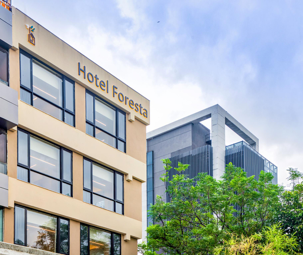 Exterior view 2, Hotel Foresta, Islamabad