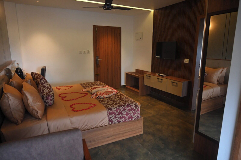 Room 4, Boulevard Munnar, Idukki