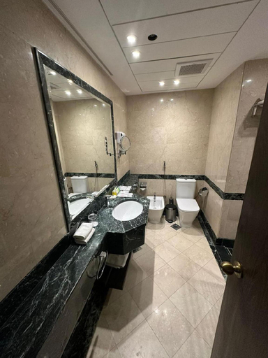 Bathroom 5, Grand Millennium Al Haram Hotel, Al Madinah Al Munawwarah