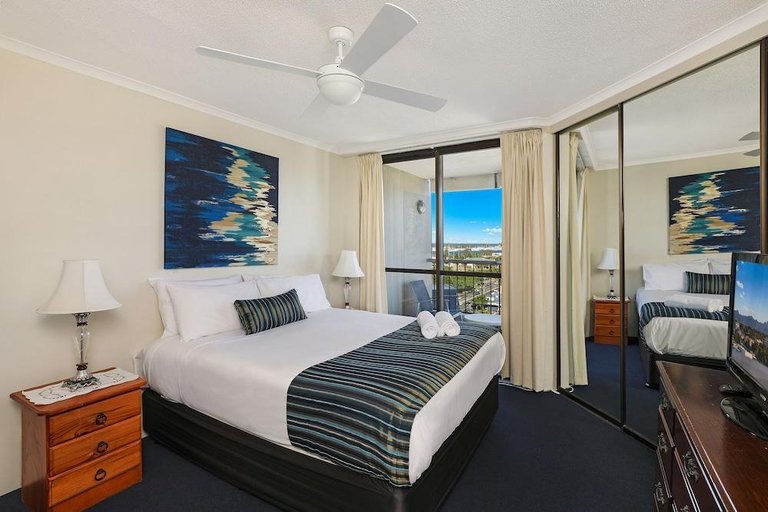 Bedroom 4, Palmerston Tower Holiday Apartments, Gold Coast