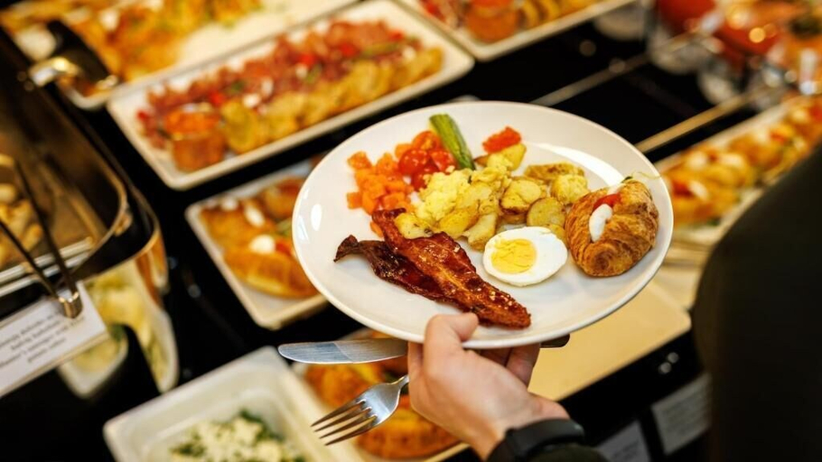 Food & Drinks 5, Sebail inn hotel Baku Badamdar, Baku