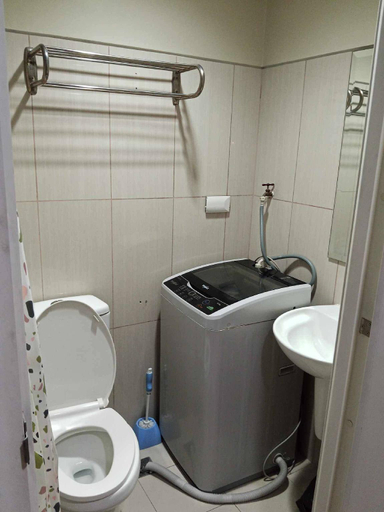 5, Serene Pasay Getaway - Entire Apartment for Rent, Pasay City
