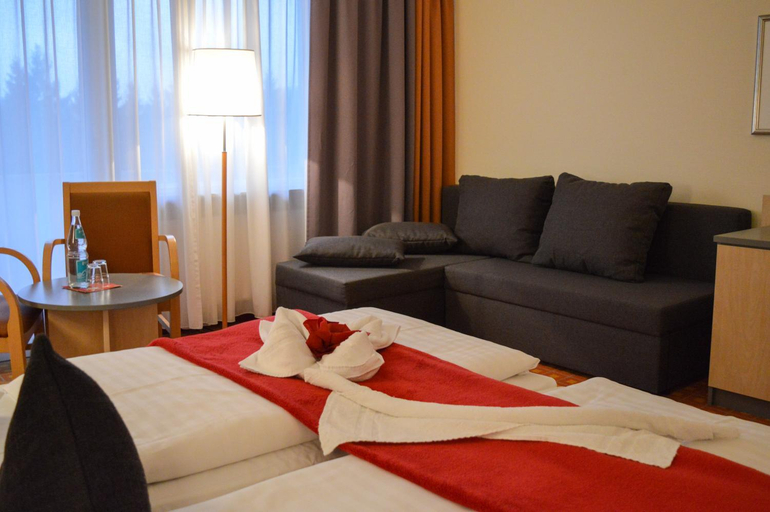 Bedroom 4, CAREA Residenz Hotel Harzhohe, Goslar
