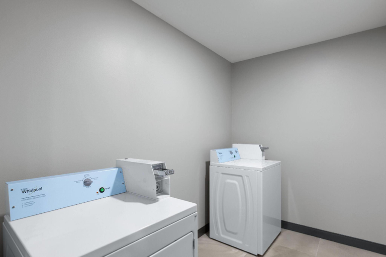 Bathroom 2, La Quinta Inn & Suites by Wyndham Springdale, Washington