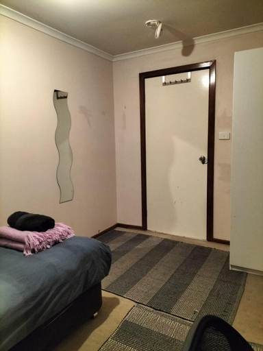 3, Budget Homestay in Clayton - PRIVATE ROOM, Melbourne
