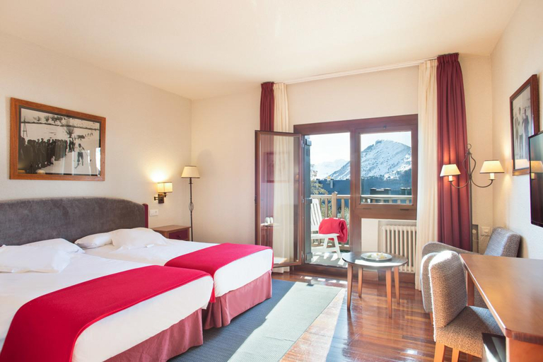 Bedroom 3, Sno Hotel Formigal, Huesca