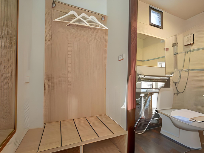 Bathroom, Happiness Guesthouse, Pak Chong