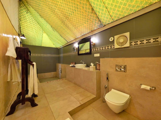 Bathroom 5, ANGIRASA LUXURY CAMPING, Medak