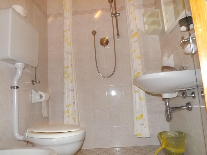 Bathroom 3, Hotel Desiree, Forli' - Cesena