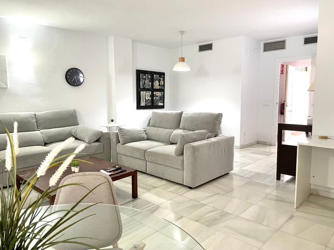 Room 5, 2 Bedroom Quiet Area F-2, Málaga