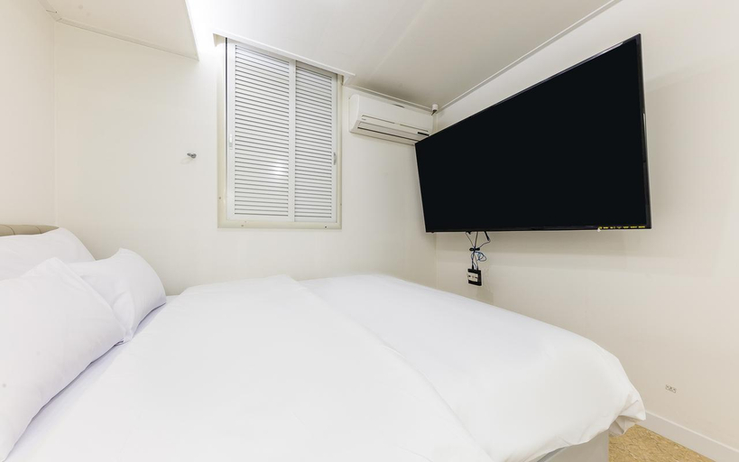 Bedroom 4, Cheonan Ikkeulim Hotel Amor Main Building, Cheonan