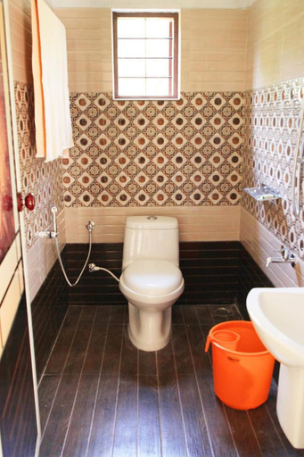 Bathroom, Misty valley Private Pool Villa Munnar, Idukki