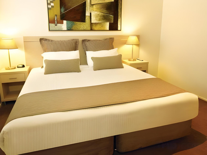 Bedroom 4, Oaks Melbourne on Lonsdale Suites, Melbourne