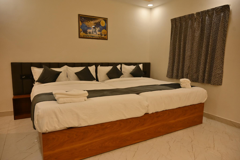 Bedroom 4, THE GOVIND PALACE, Faizabad