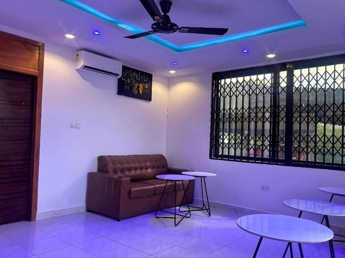 Interior, Sleepeaze Hotel, Dangbe East