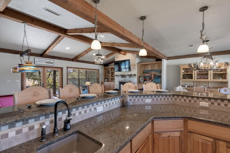 Kitchen 3, Ranch Retreat Combo with Stunning Creek View-Fire Pit, Gillespie