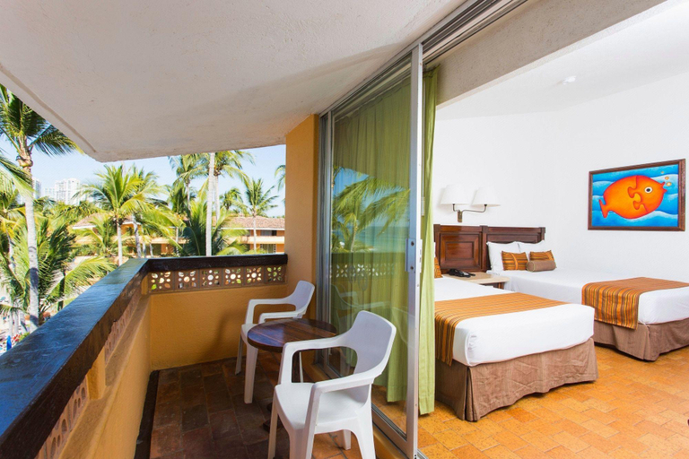Bedroom 2, Las Palmas by the Sea All Inclusive, Puerto Vallarta