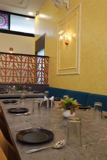 Food & Drinks, Hotel Triton Nashik, Nashik
