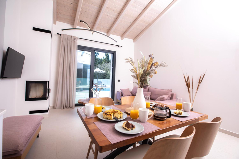 Others 3, Aelia Villa, Ionian Islands