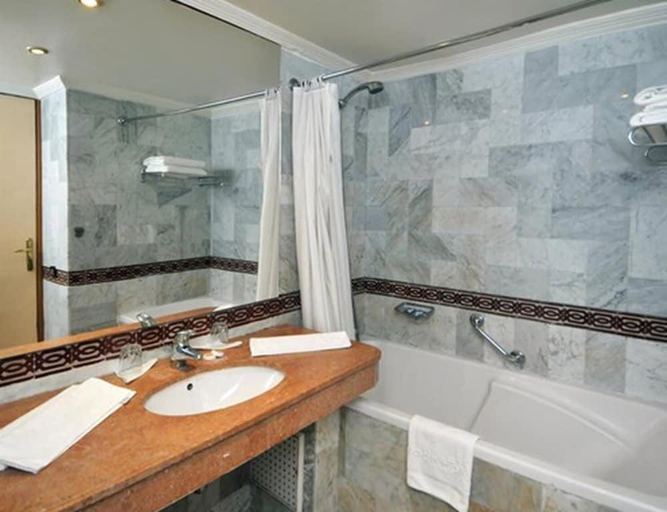 Bathroom 3, Wassim Hotel, Fès