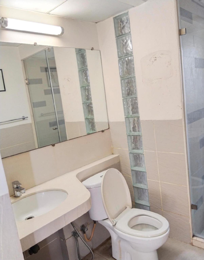 Bathroom 4, GM HOSPITALITY SERVICES, Pune
