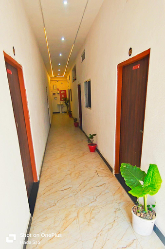 Lobby 5, Hotel Maharana Inn, Sehore