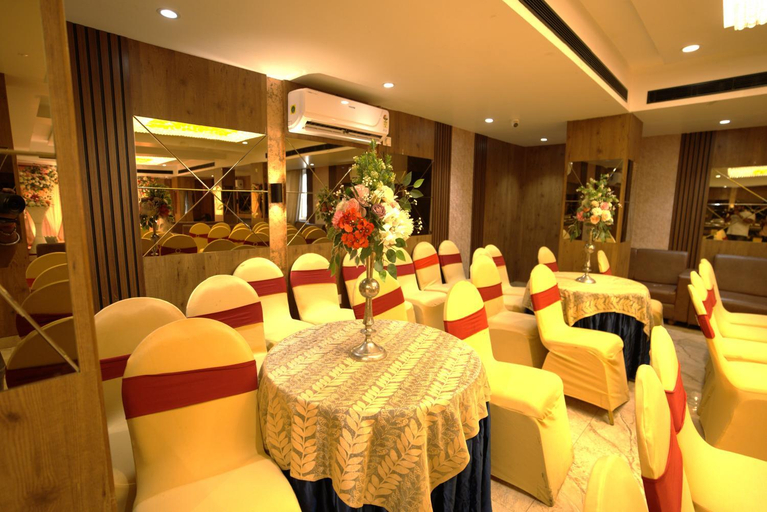 Food & Drinks 4, Hotel Pradeep Star Inn, Gorakhpur