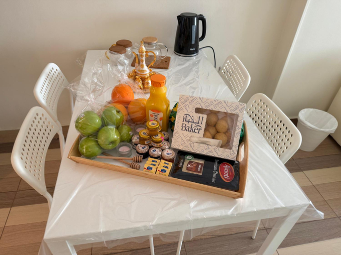 Food & Drinks 4, Queen Nefertari, Al-Ahram