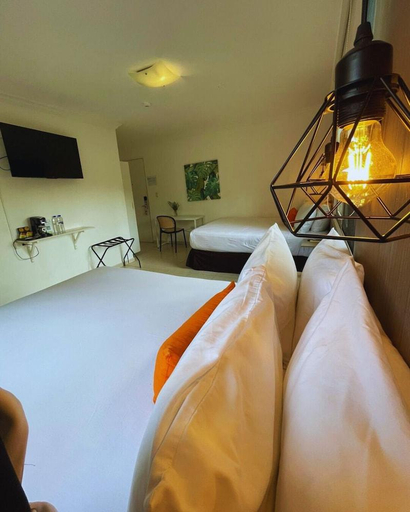 Bedroom 2, Albrook Inn, Panamá