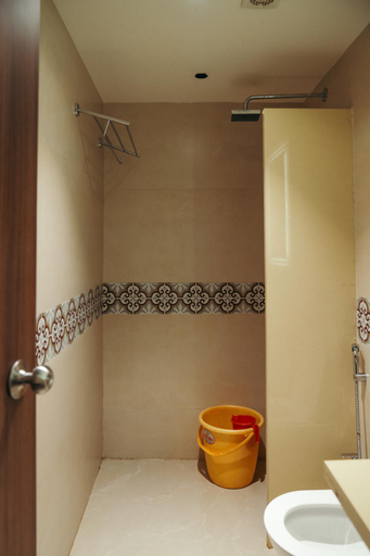Bathroom 3, Grande Ave Maria Beach Resort, North Goa